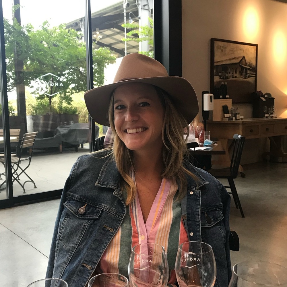 Meet your Posher, Kaleigh